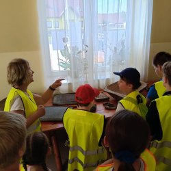 Ścieżka kulturowa związana z poznawaniem historii i kultury miejscowości Ciosmy z żurawiną w tle